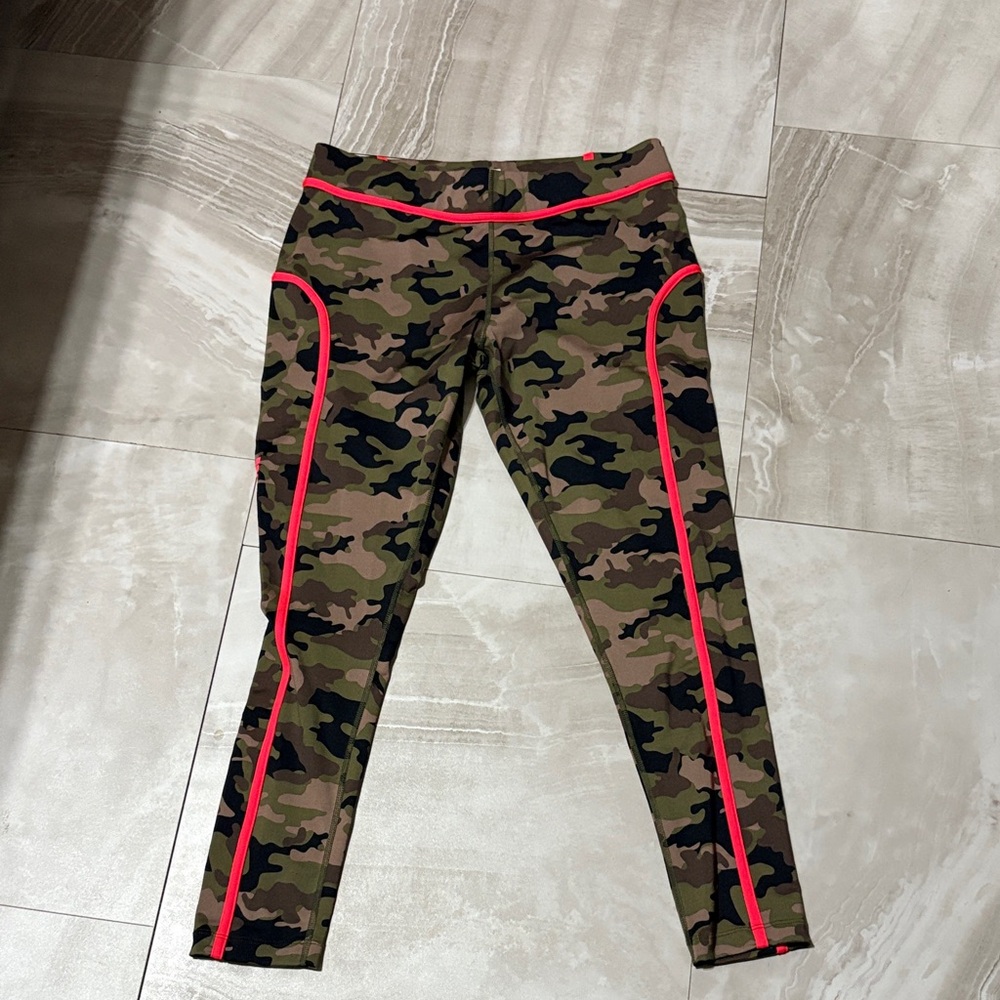 Zumba Fitness  Camo Leggings with Red Trim